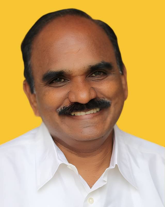 டாக்டர் V. V. முத்துசாமி, நிறுவனர் — Dr. V. V. Muthusamy, founder of Sugapriya Hospital